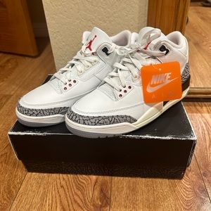 Air Jordan 3 Retro in Summit White/ Grey Cement/ Fire Red, Size 10